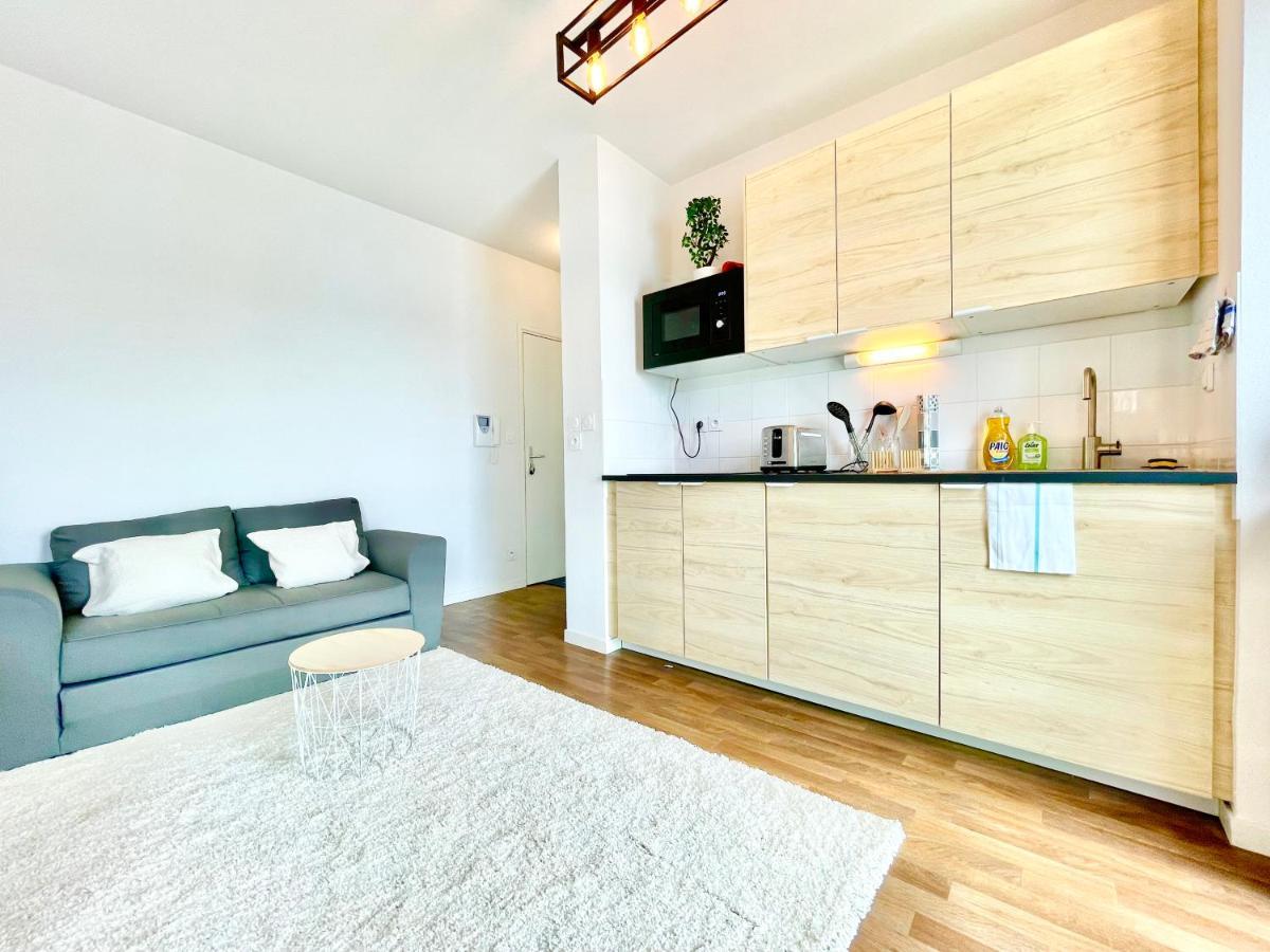 Saint Nazaire - White Lion - Centre Ville - Au Calme - Parking Privatif Aerien - Internet Haut Debit Fibre 외부 사진