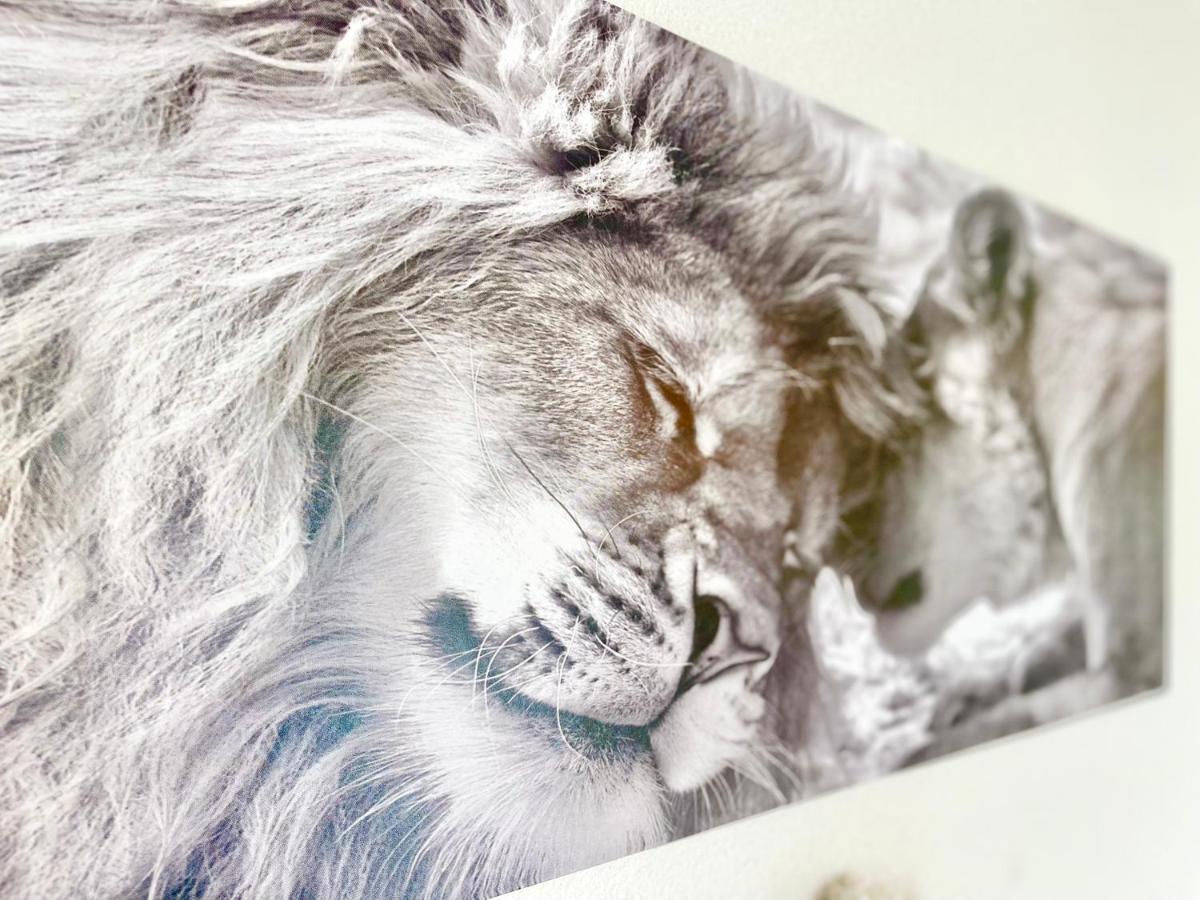 Saint Nazaire - White Lion - Centre Ville - Au Calme - Parking Privatif Aerien - Internet Haut Debit Fibre 외부 사진