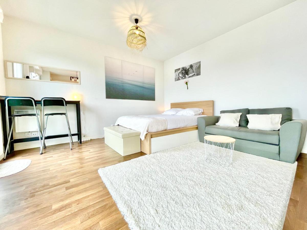 Saint Nazaire - White Lion - Centre Ville - Au Calme - Parking Privatif Aerien - Internet Haut Debit Fibre 외부 사진